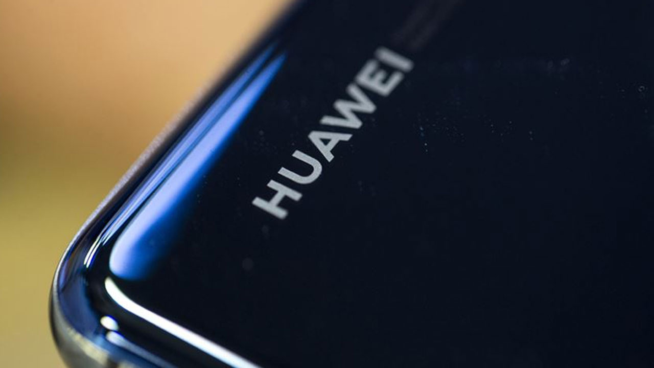 KVKK, Huawei’nin yurt dışına kişisel veri aktarımına izin verdi